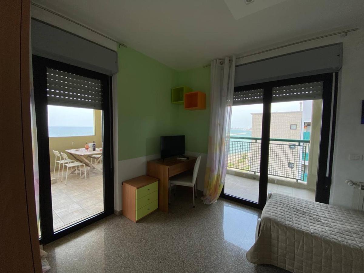 Appartement Fronte Mare By Apulia Bari